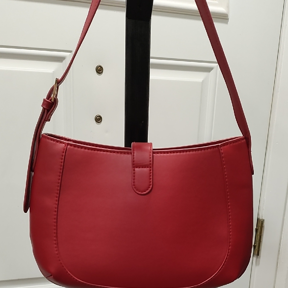 a new day Chic Red Shoulder Bag - Picture 2 of 11